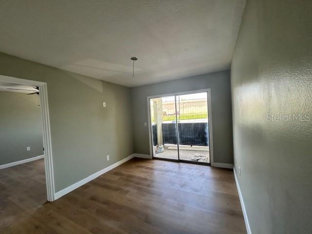 Image 3 of 6 For 948 Lake Destiny Road H