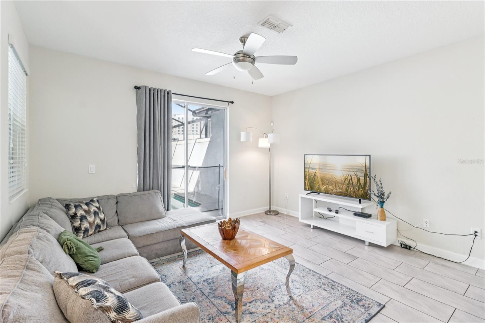 Image 36 of 67 For 4961 Windermere Avenue