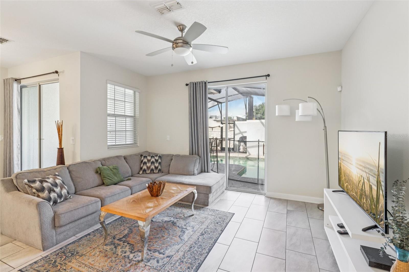 Image 38 of 67 For 4961 Windermere Avenue