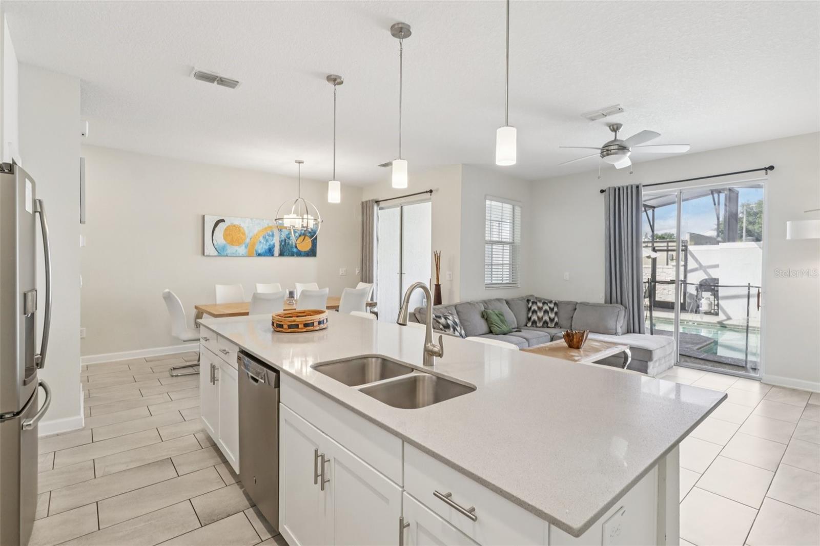 Image 42 of 67 For 4961 Windermere Avenue