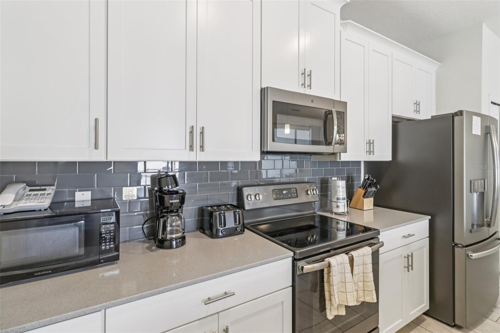Image 46 of 67 For 4961 Windermere Avenue