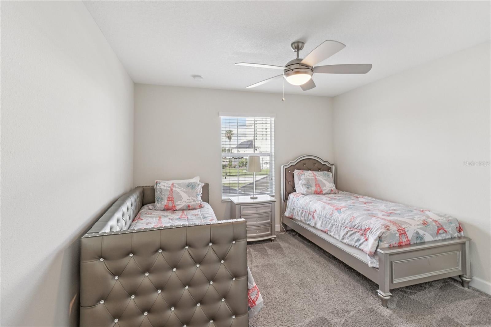 Image 55 of 67 For 4961 Windermere Avenue