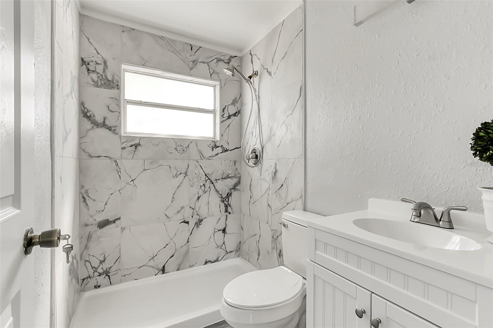 Image 11 of 15 For 801 4th Street