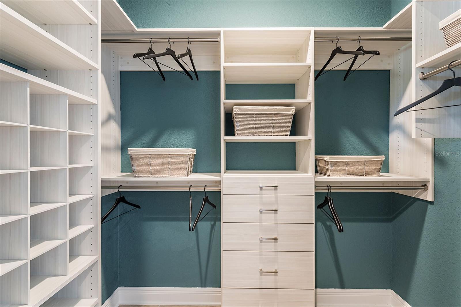 Image 12 of 20 For 204 Vistera Boulevard