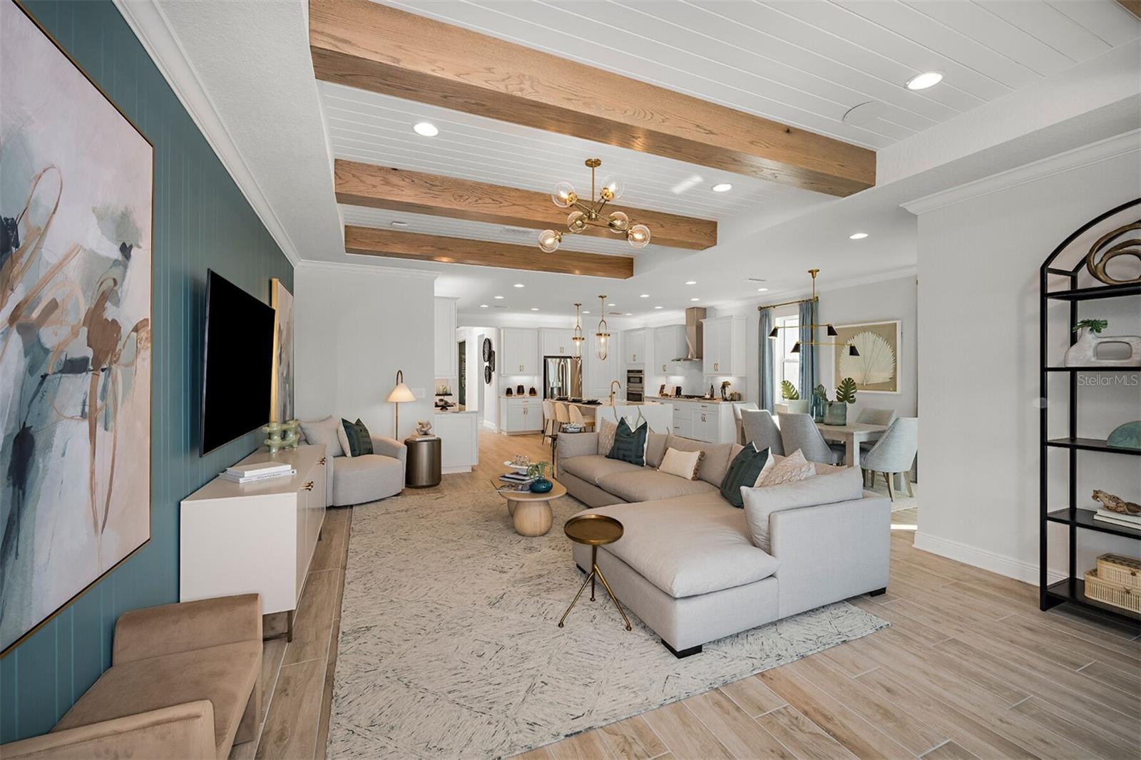 Image 2 of 20 For 204 Vistera Boulevard