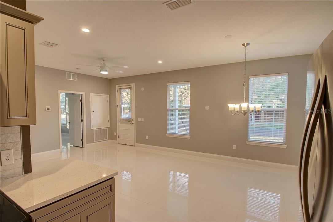 Image 6 of 13 For 800 Jefferson Street