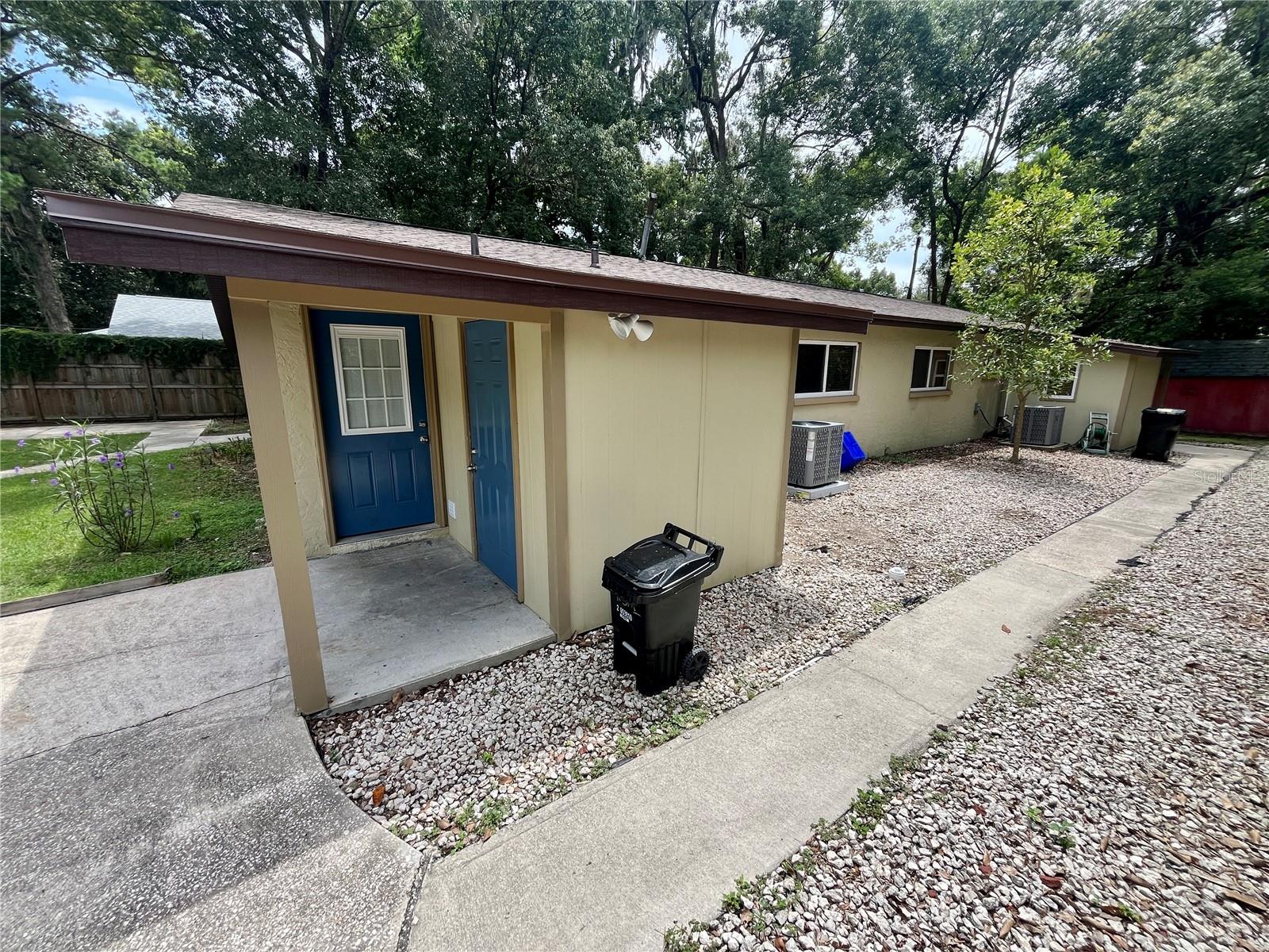 Image 4 of 25 For 1031 40th Avenue