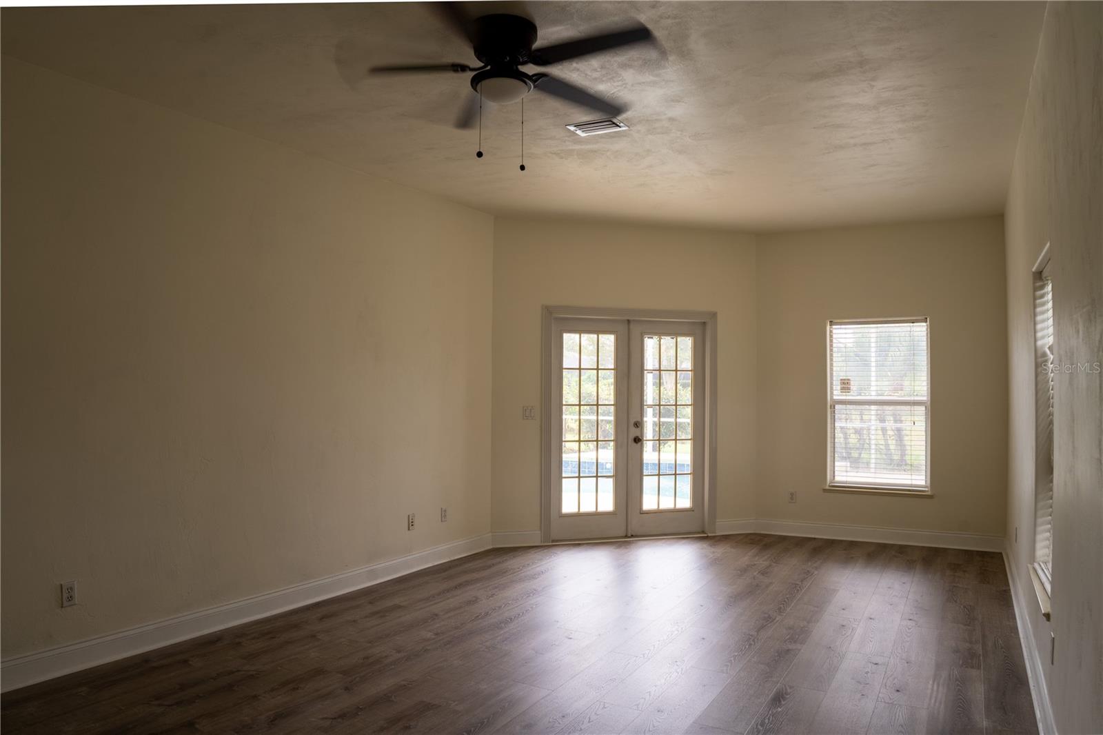 Image 3 of 21 For 6063 Sabal Hammock Circle