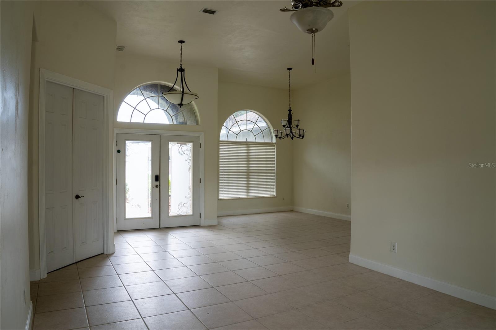 Image 6 of 21 For 6063 Sabal Hammock Circle