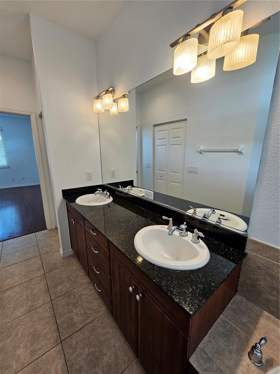 Image 12 of 21 For 5220 Echo Lane