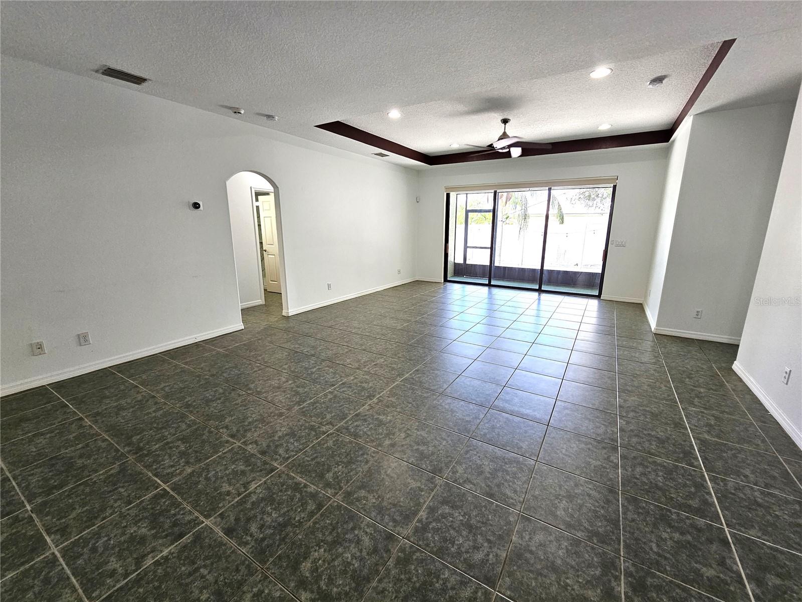 Image 4 of 21 For 5220 Echo Lane