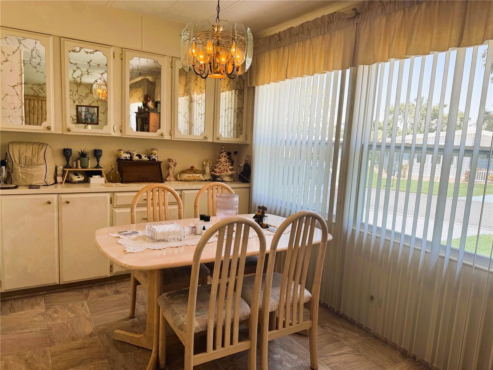 Image 9 of 30 For 141 Azalea Trail