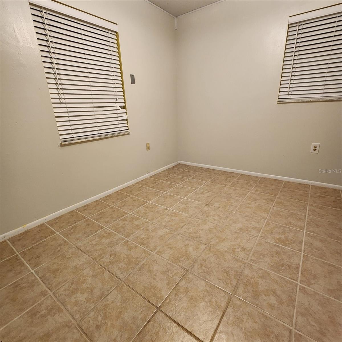 Image 11 of 20 For 720 Baywood Circle