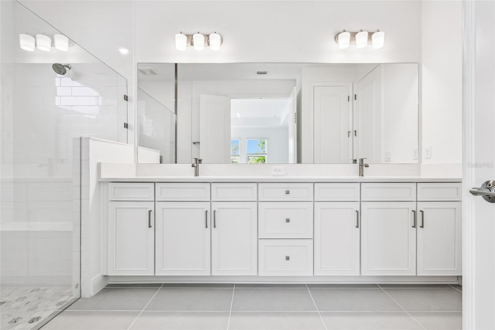 Image 23 of 28 For 7574 Seahawk Avenue