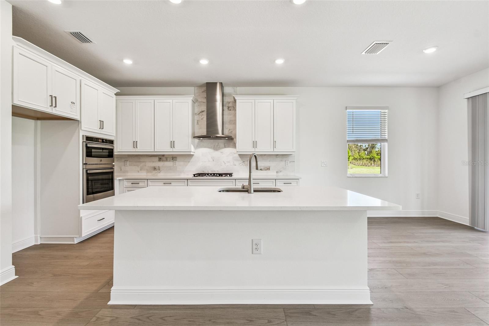 Image 8 of 28 For 7574 Seahawk Avenue