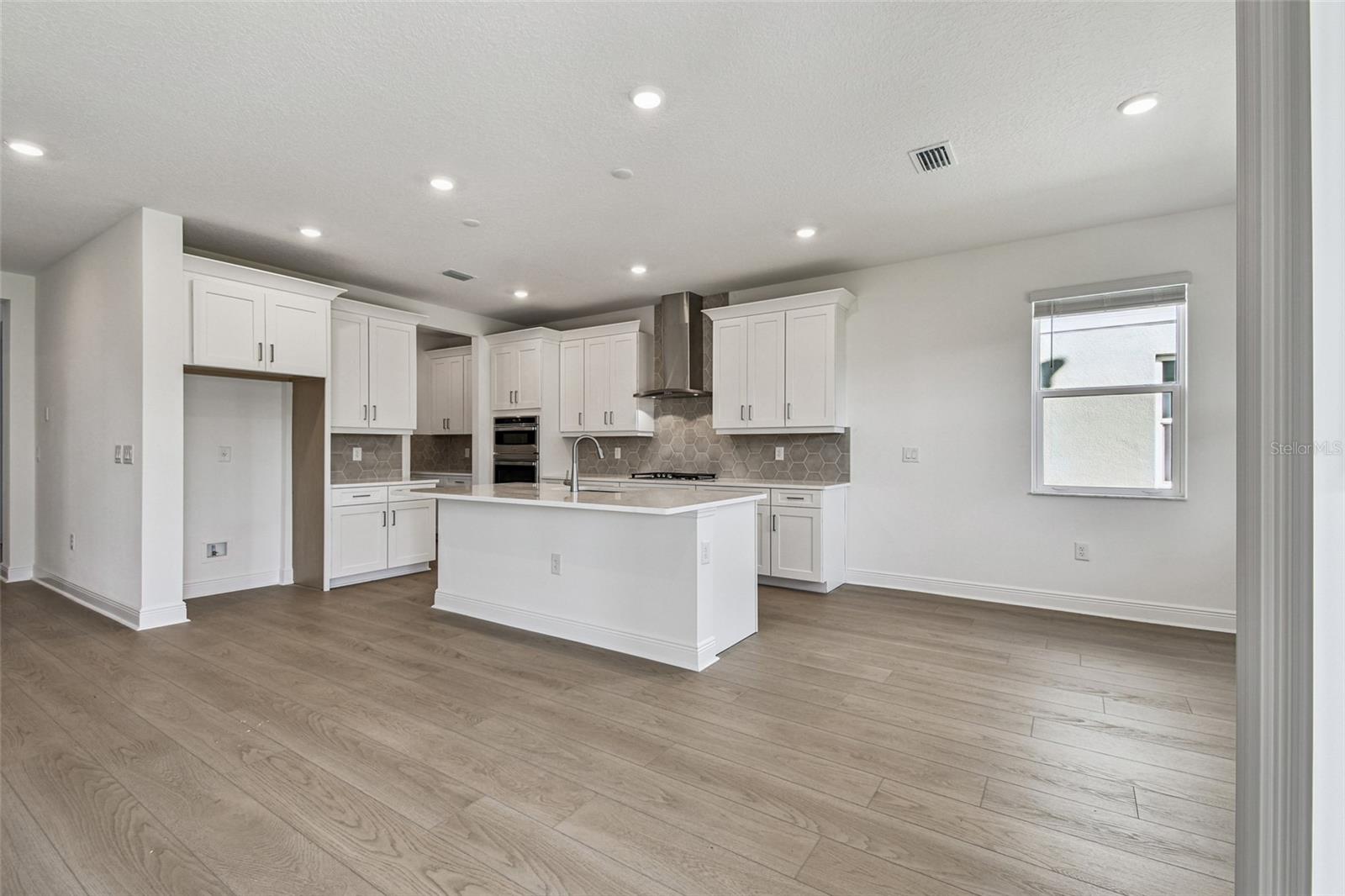 Image 14 of 53 For 7560 Nighthawk Drive