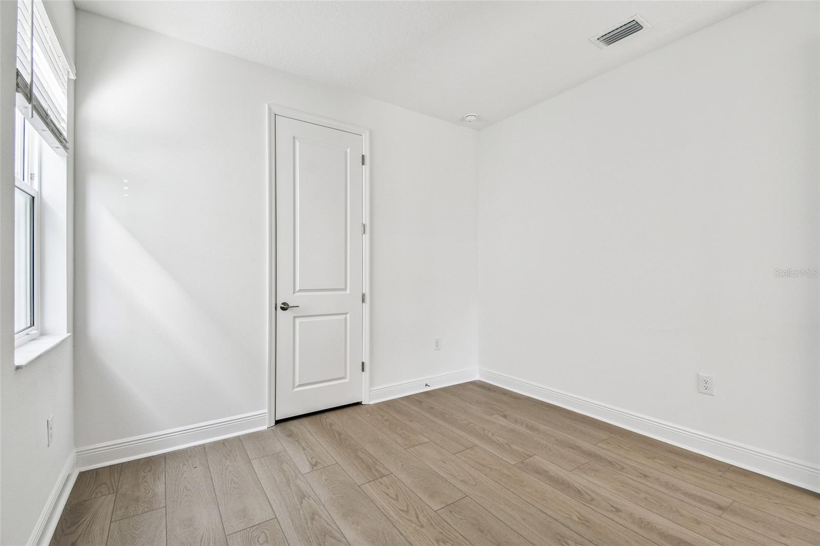 Image 45 of 53 For 7560 Nighthawk Drive