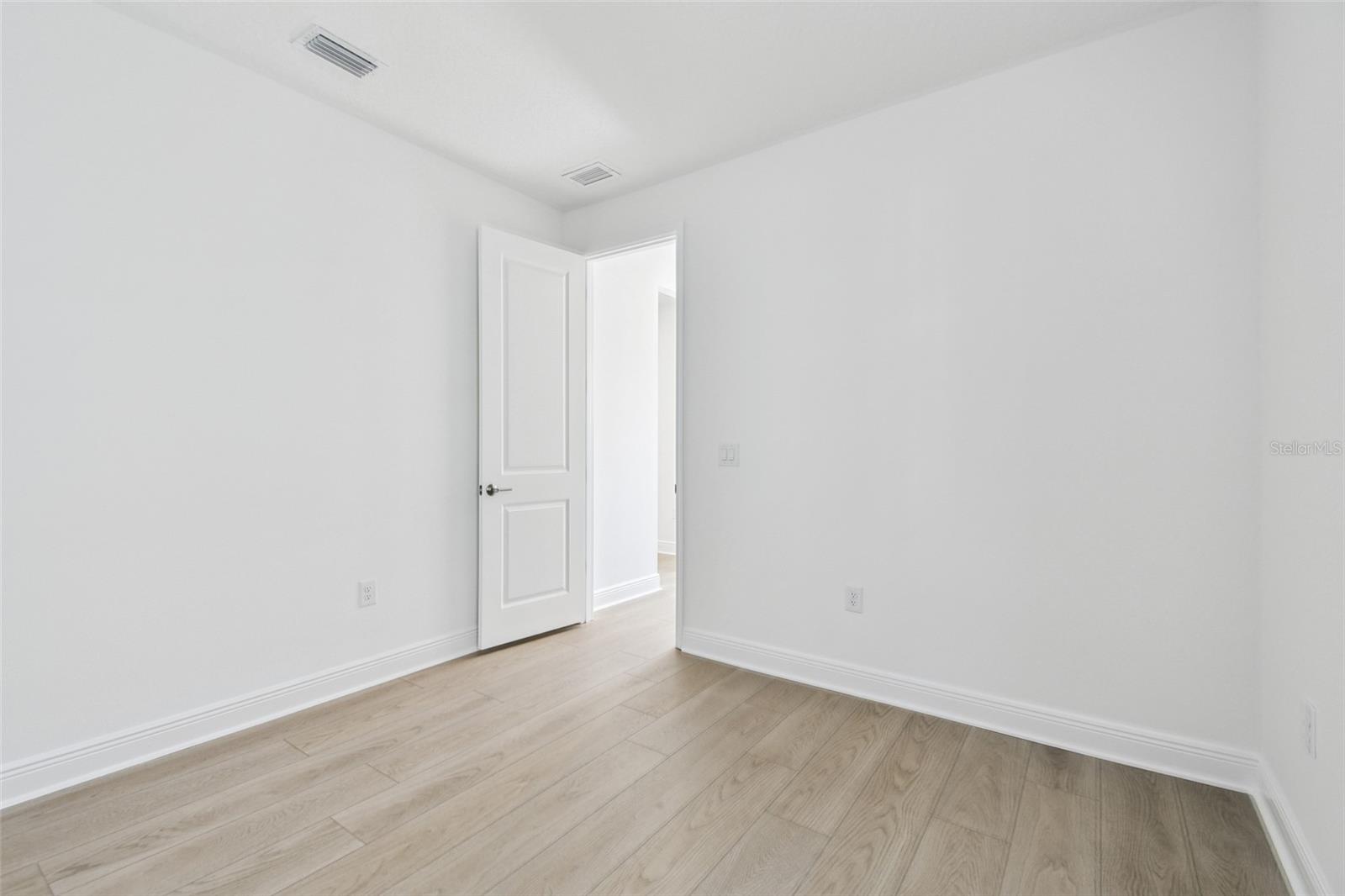 Image 46 of 53 For 7560 Nighthawk Drive