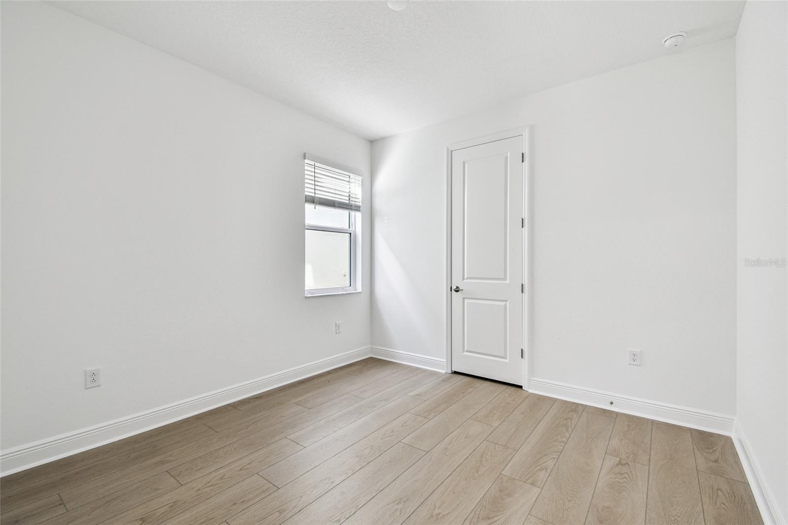 Image 47 of 53 For 7560 Nighthawk Drive