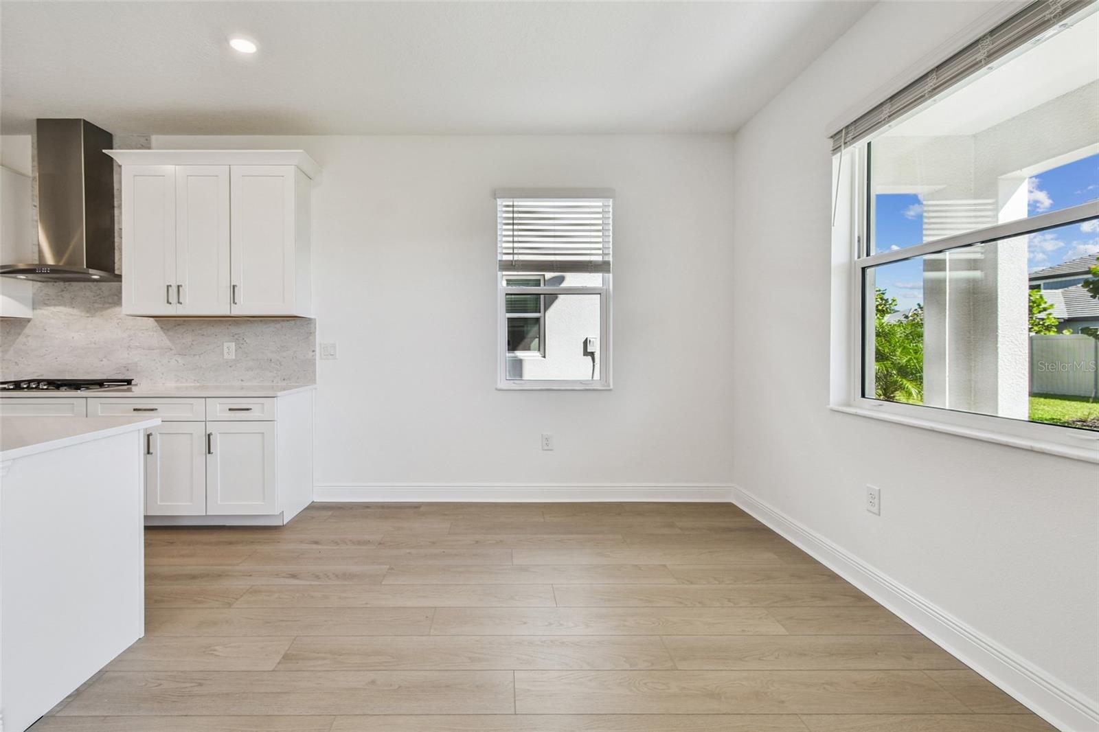 Image 11 of 33 For 7564 Nighthawk Drive