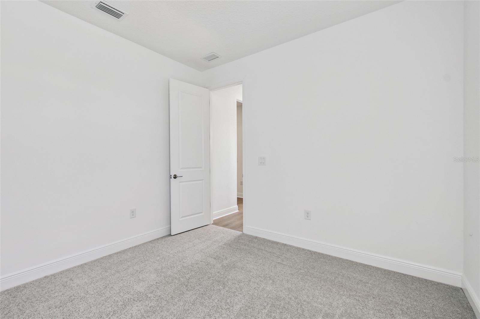 Image 29 of 33 For 7564 Nighthawk Drive