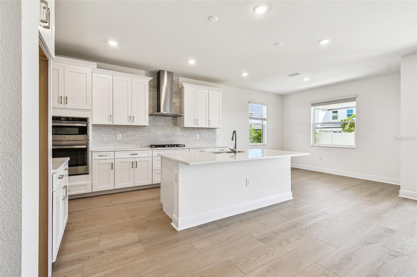 Image 3 of 33 For 7564 Nighthawk Drive