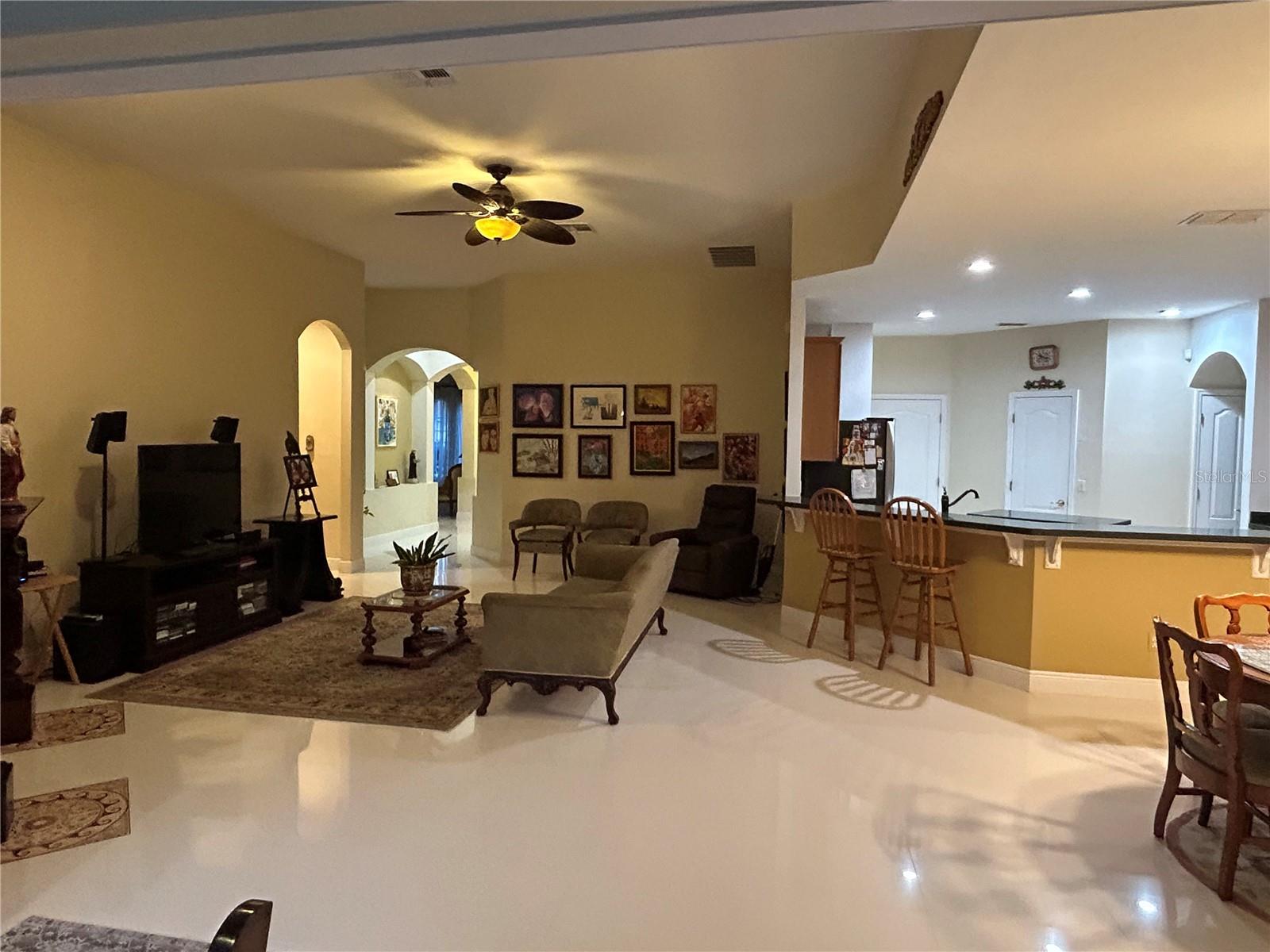 Image 9 of 49 For 856 Timber Isle Drive