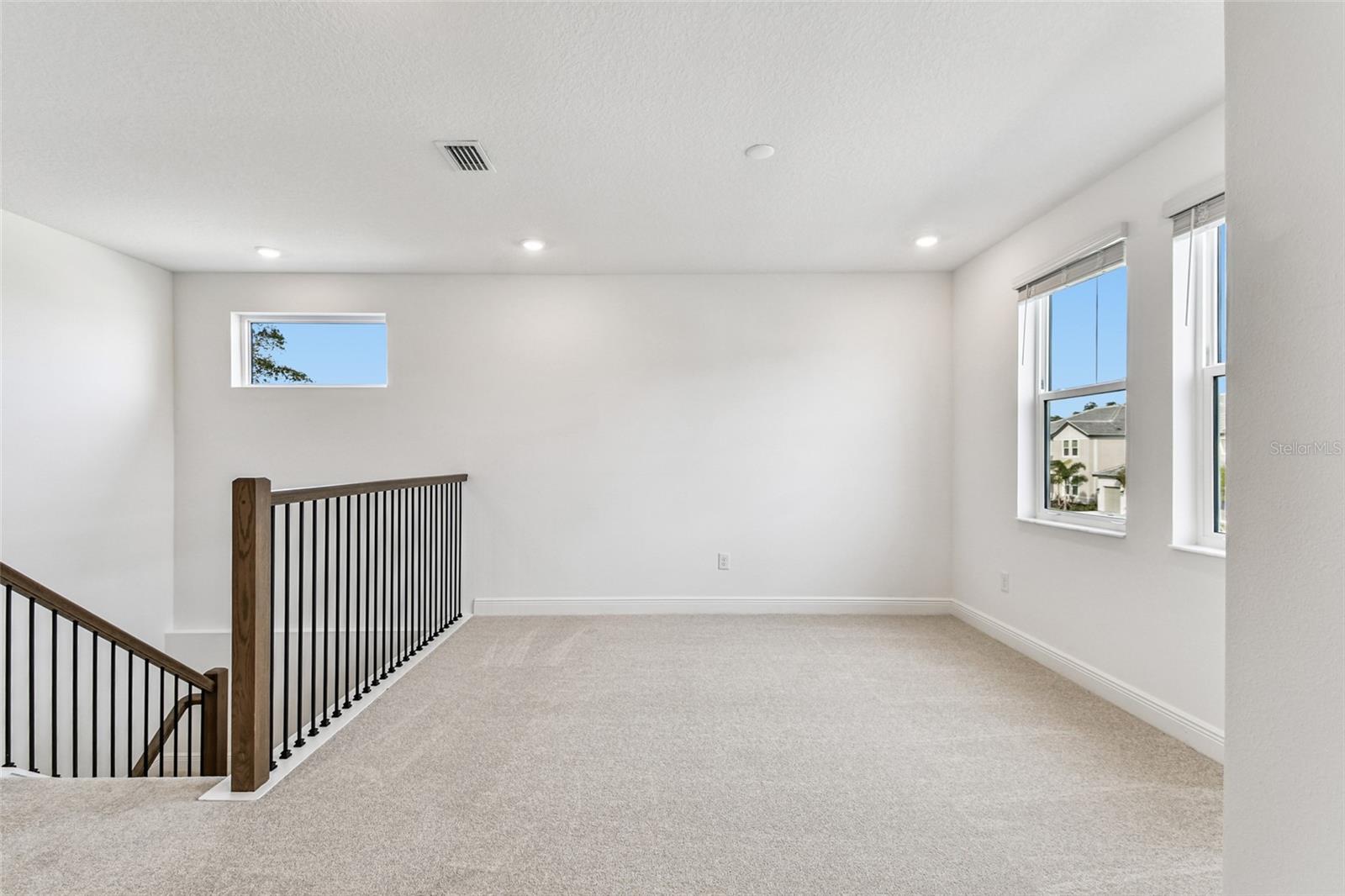 Image 15 of 32 For 7575 Seahawk Avenue