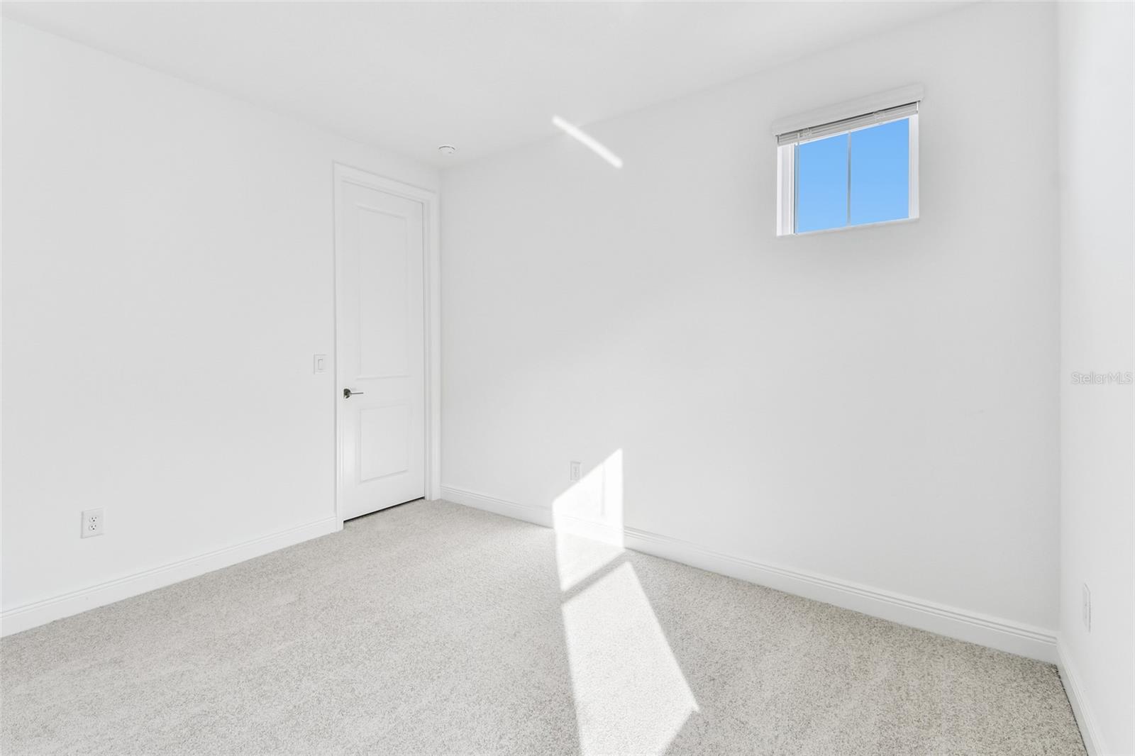 Image 19 of 32 For 7575 Seahawk Avenue