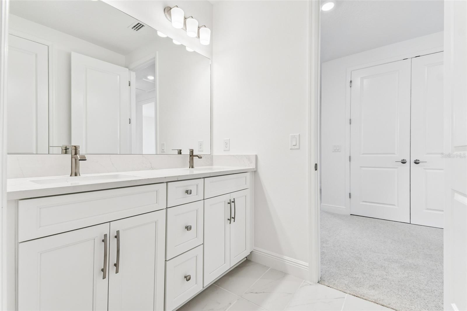 Image 22 of 32 For 7575 Seahawk Avenue