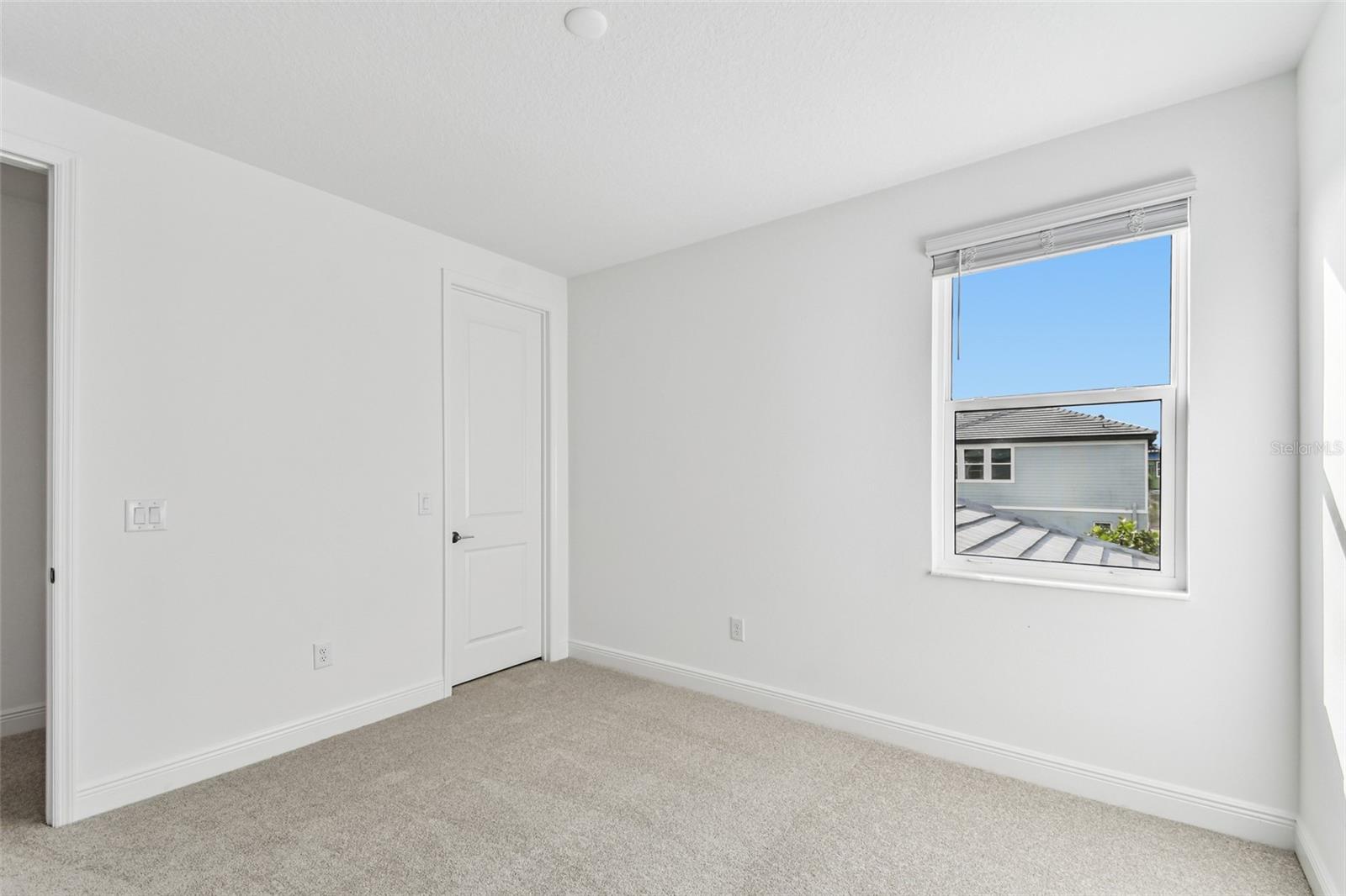 Image 24 of 32 For 7575 Seahawk Avenue