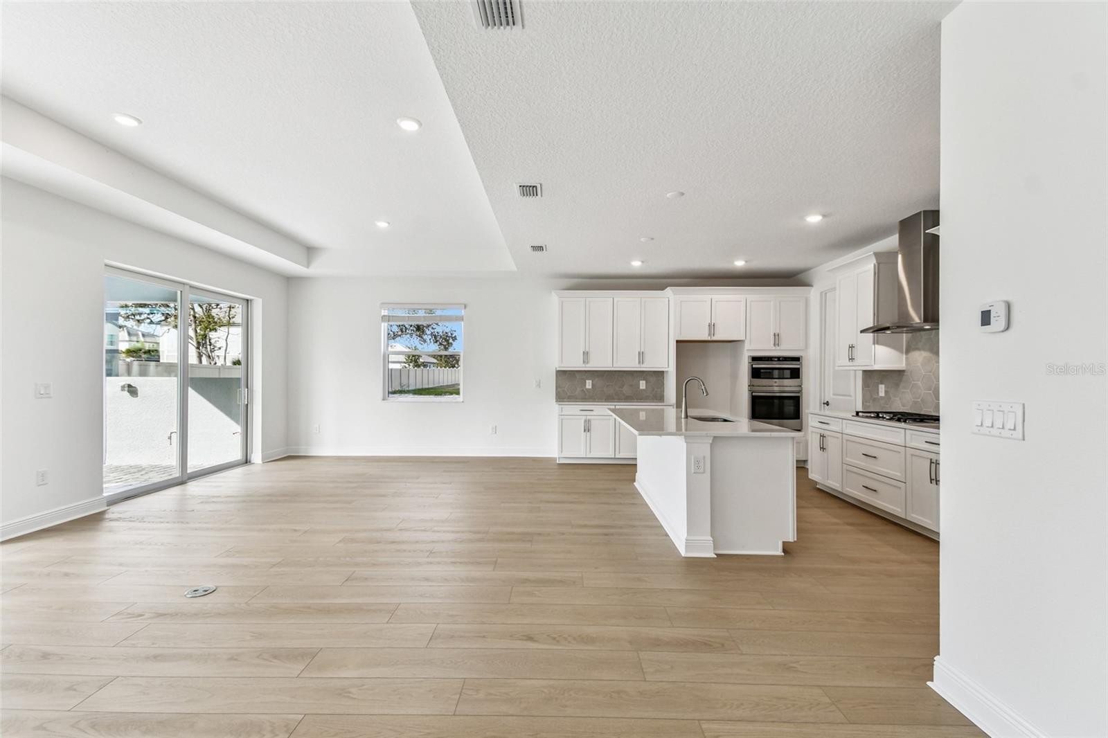 Image 8 of 32 For 7575 Seahawk Avenue