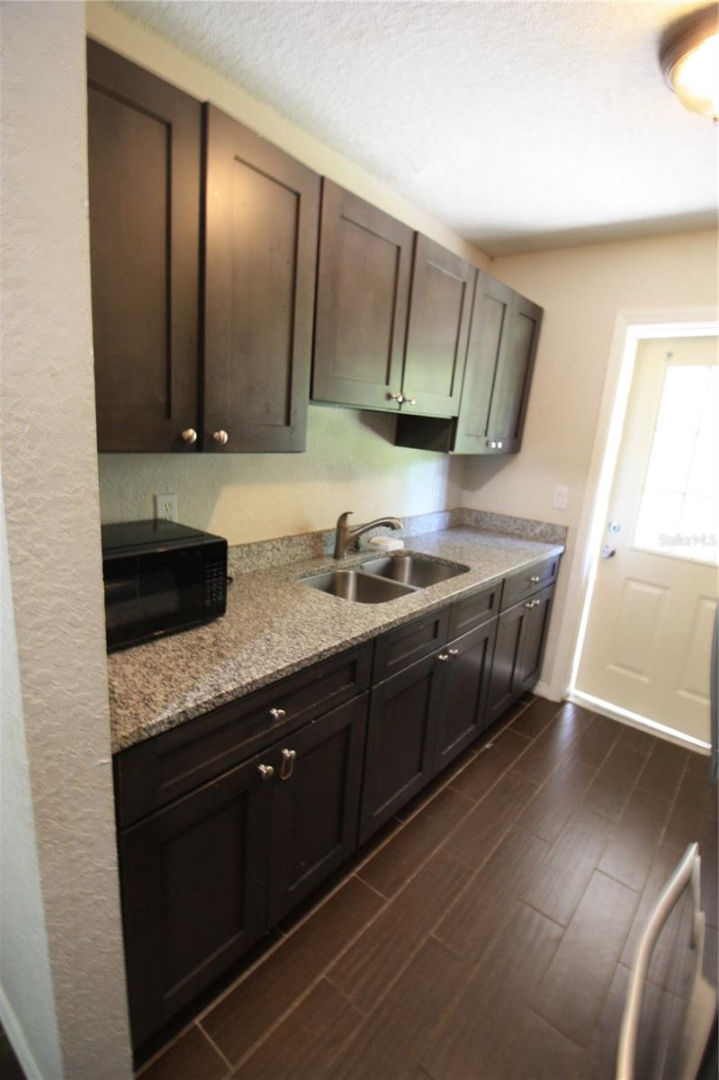 Image 4 of 19 For 6101 Foss Road
