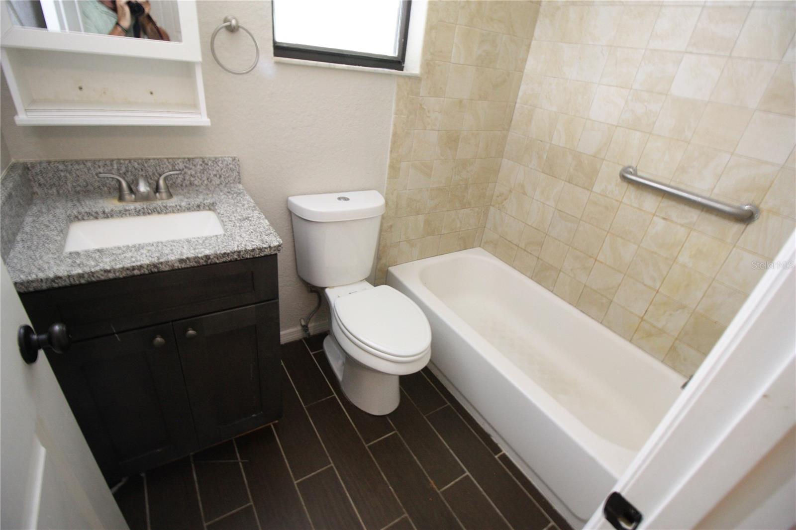 Image 9 of 19 For 6101 Foss Road