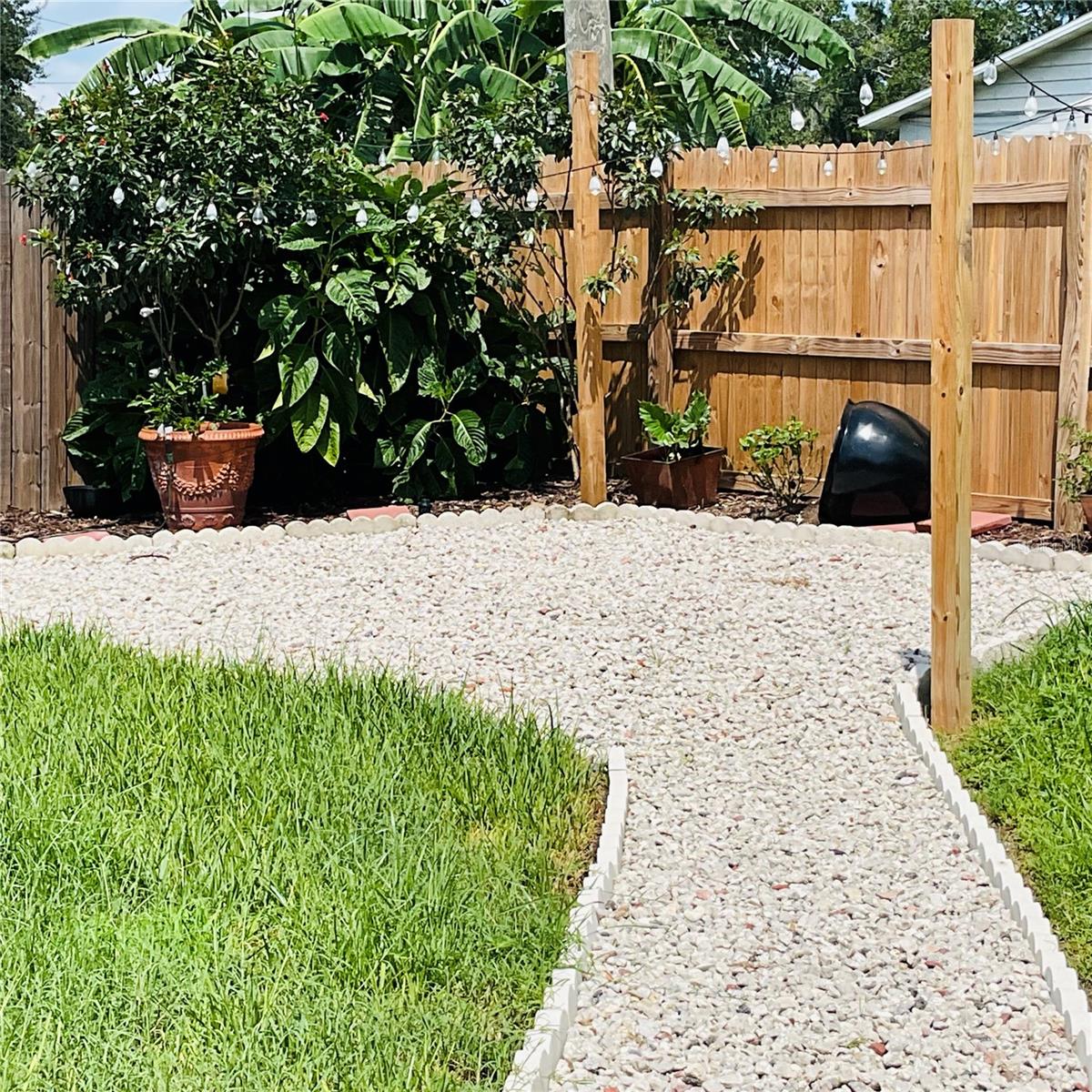 Image 10 of 75 For 515 5th Street S