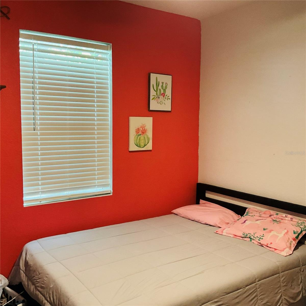 Image 7 of 75 For 515 5th Street S