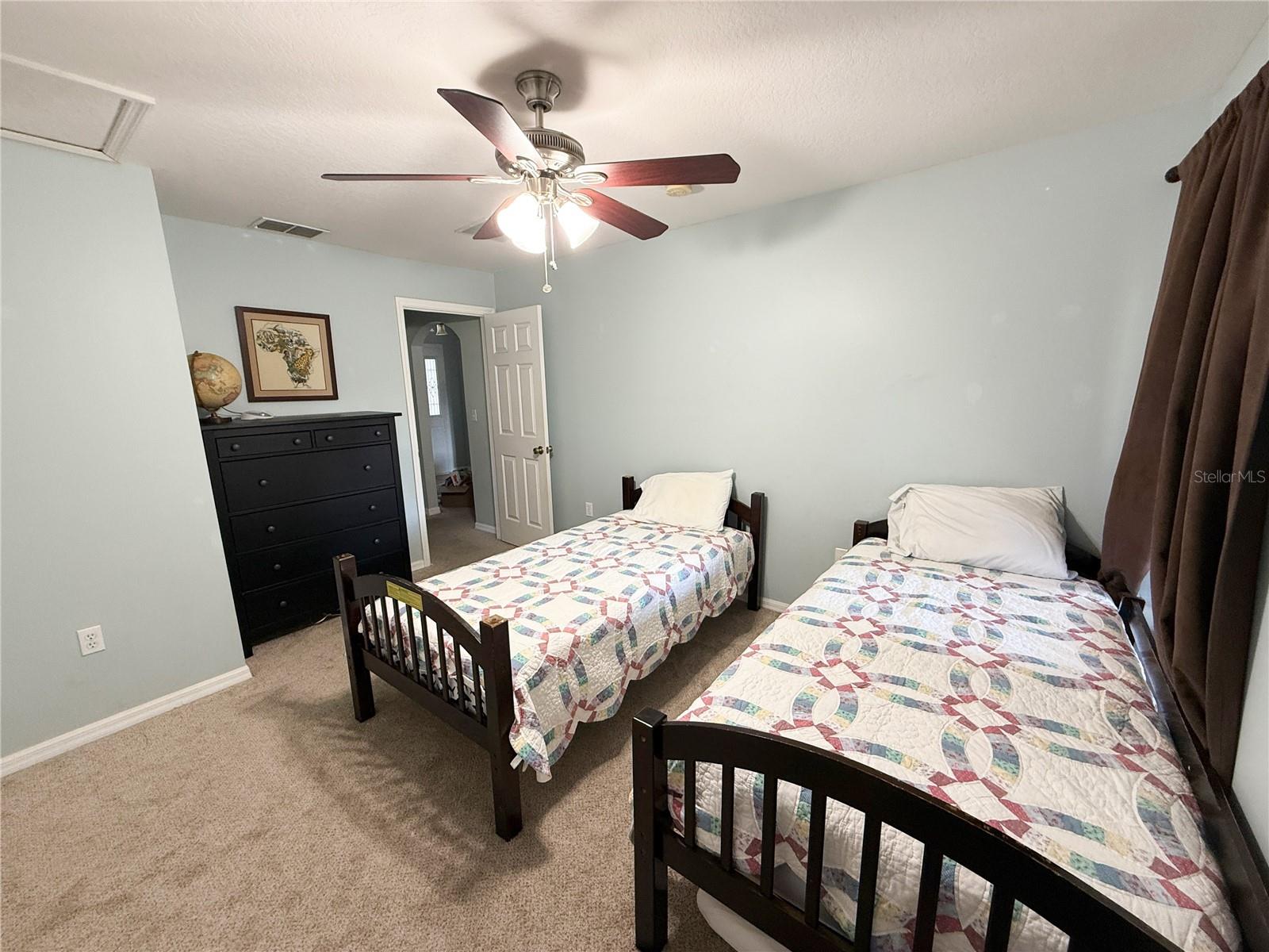 Image 12 of 17 For 4918 Raylene Way