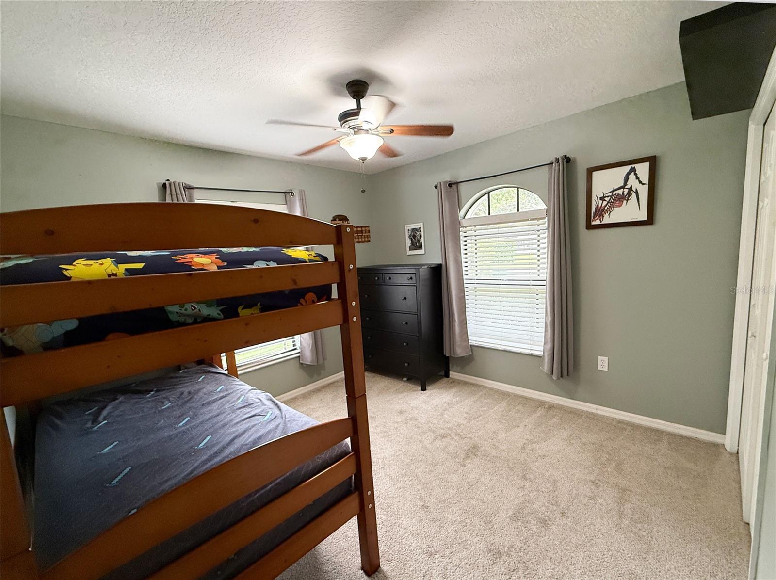 Image 15 of 17 For 4918 Raylene Way