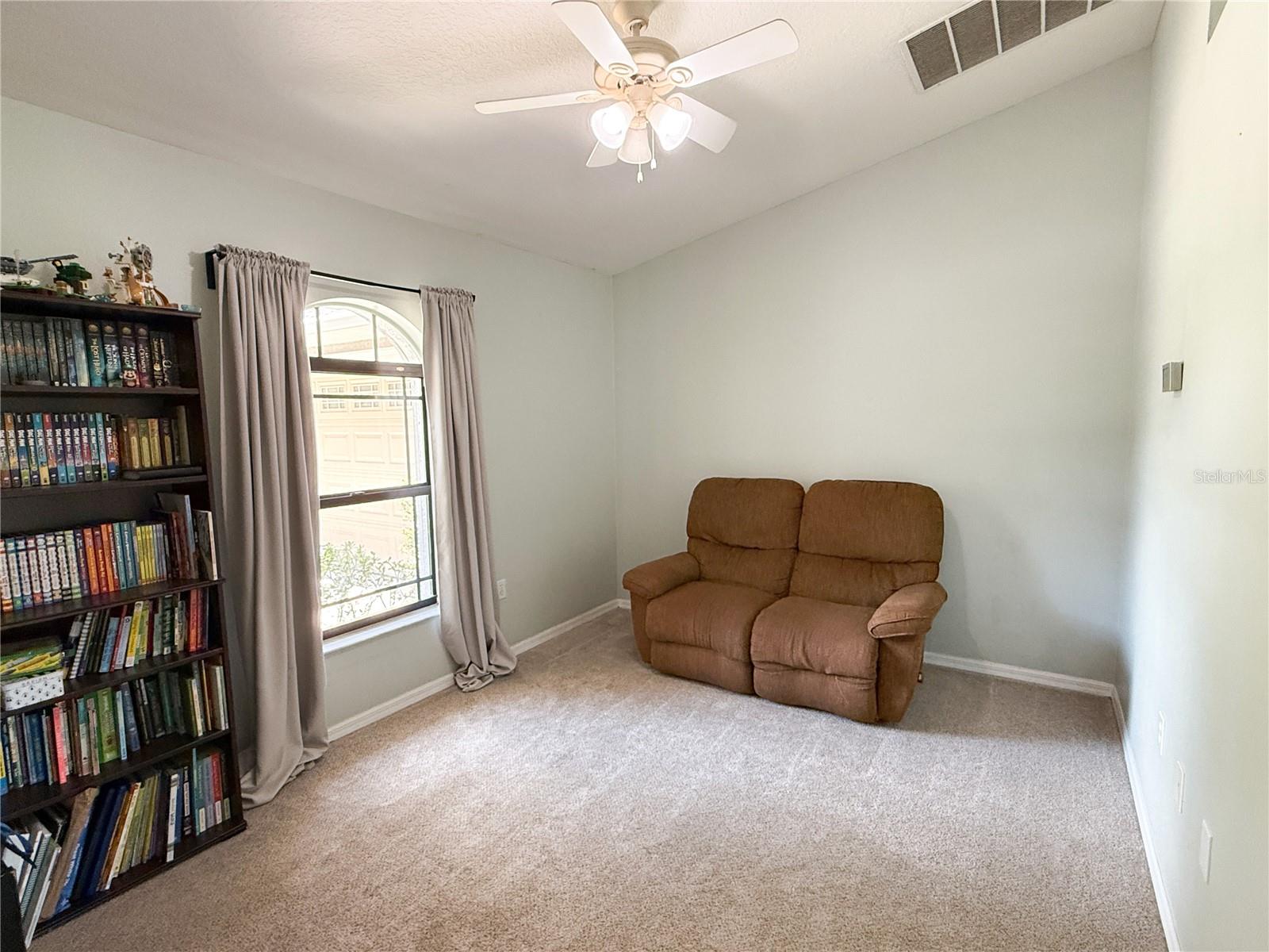 Image 3 of 17 For 4918 Raylene Way