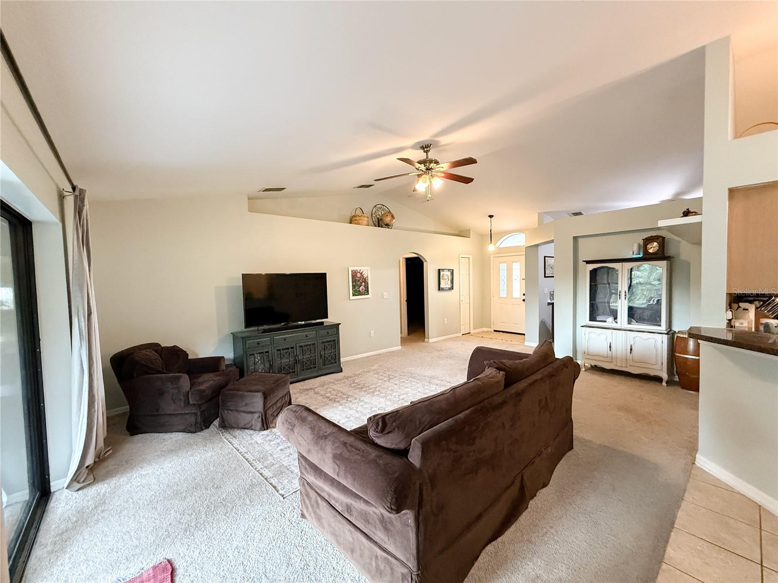 Image 4 of 17 For 4918 Raylene Way