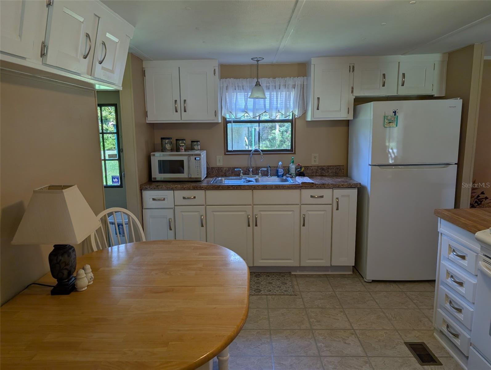 Image 11 of 23 For 56314 Blue Creek Road