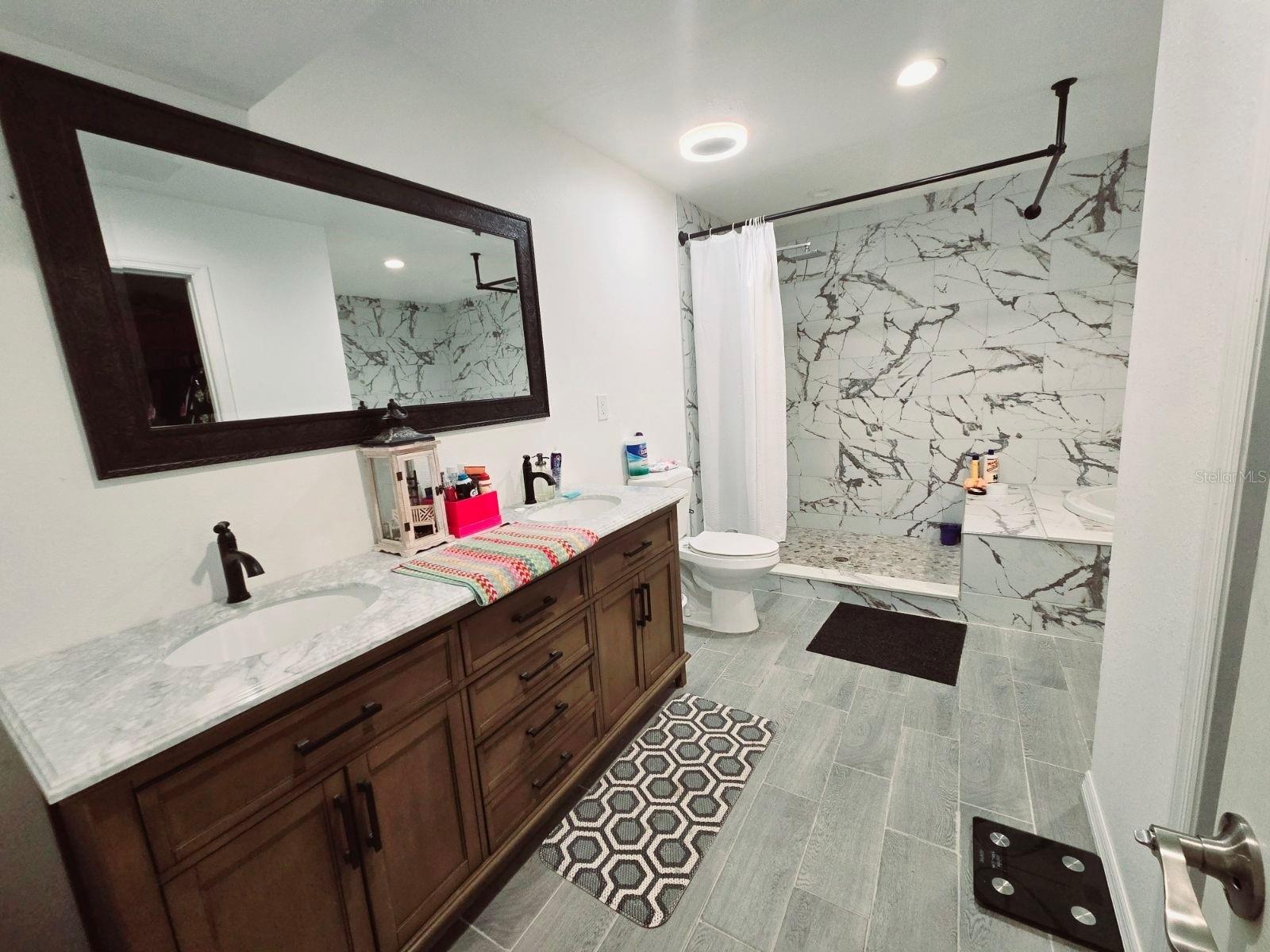 Image 14 of 65 For 12736 Lake Ridge Circle