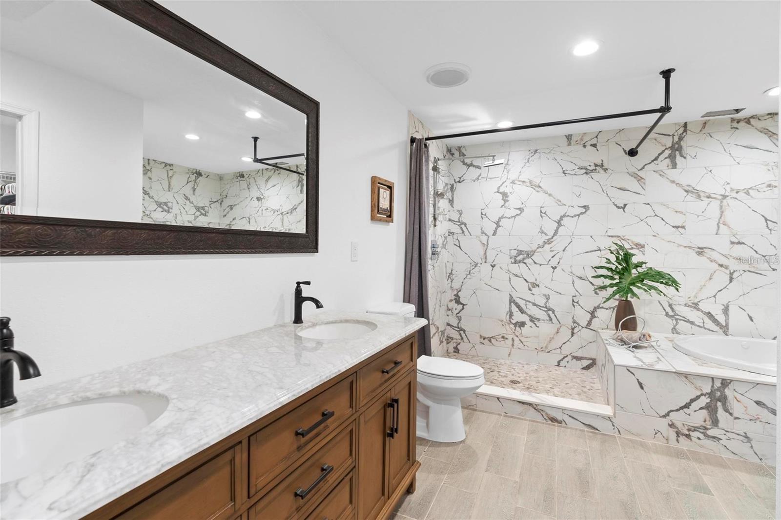 Image 29 of 65 For 12736 Lake Ridge Circle