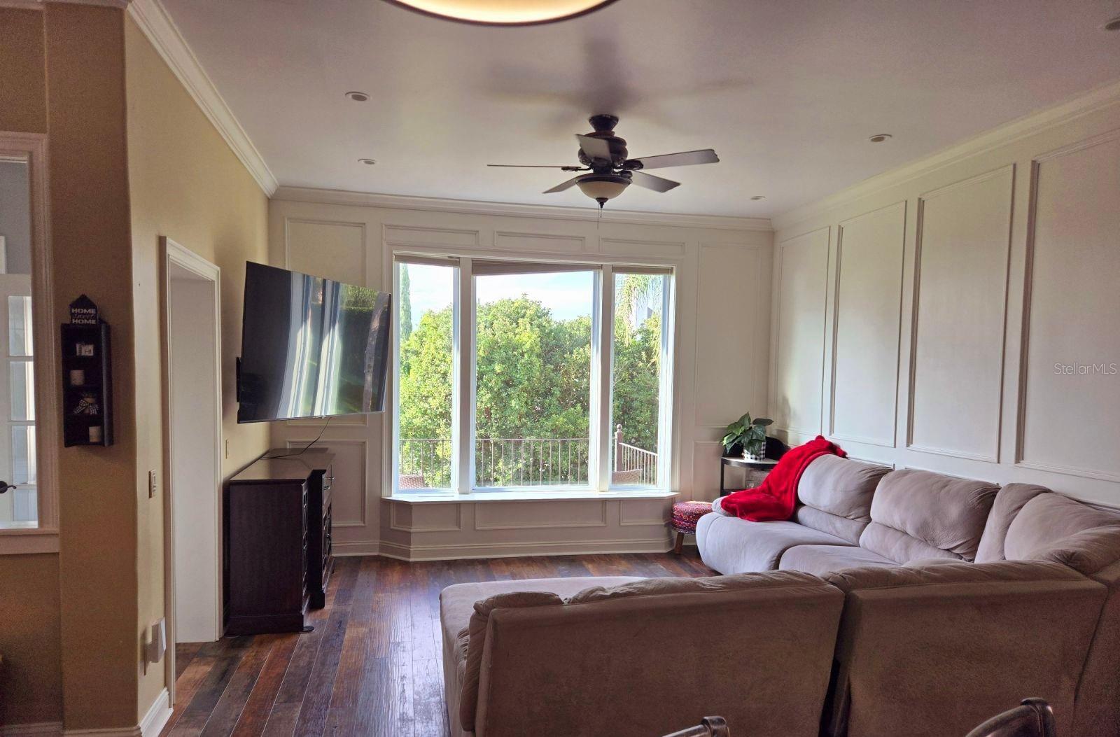 Image 8 of 65 For 12736 Lake Ridge Circle