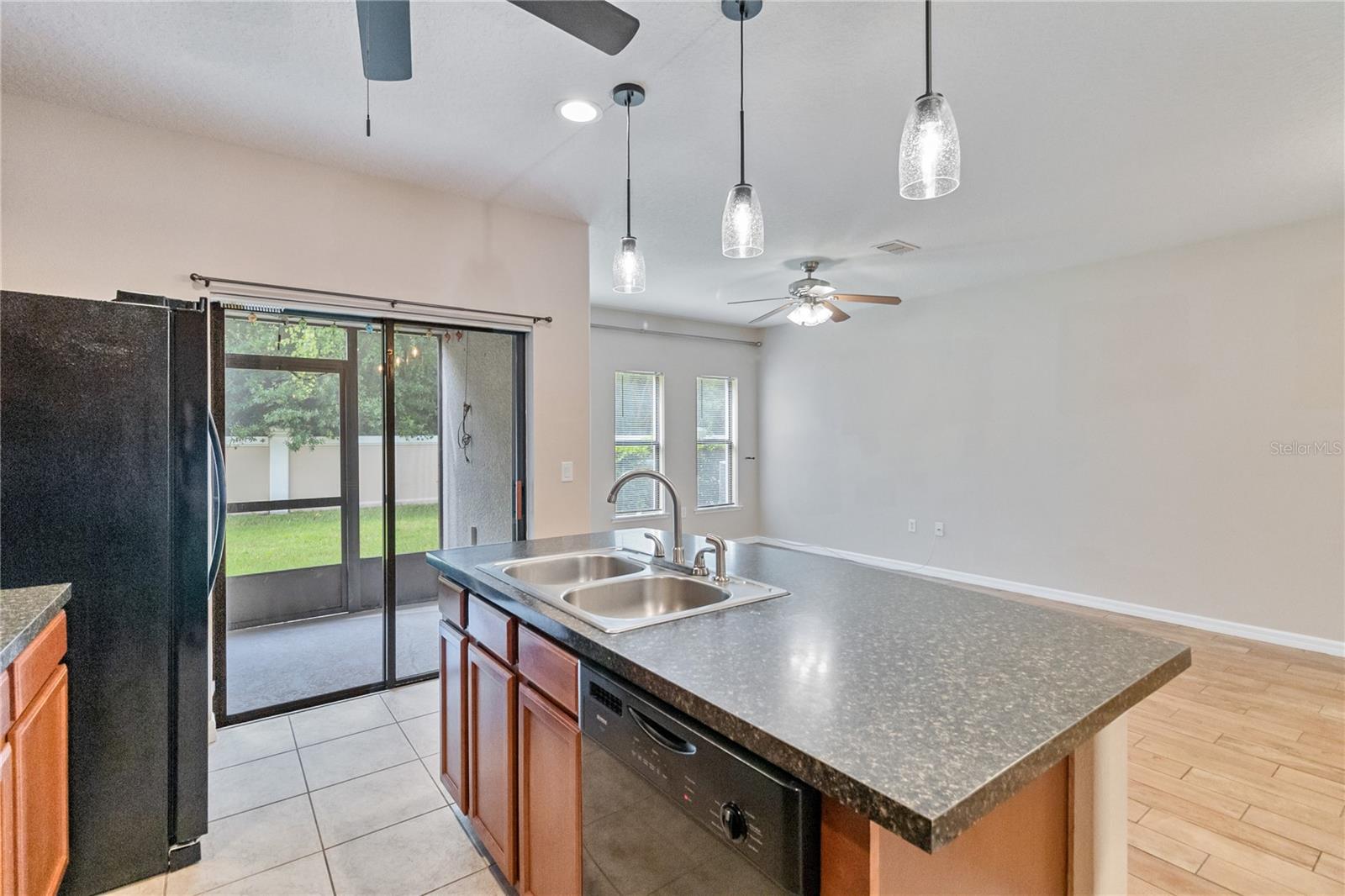 Image 13 of 31 For 2496 Seven Oaks Drive