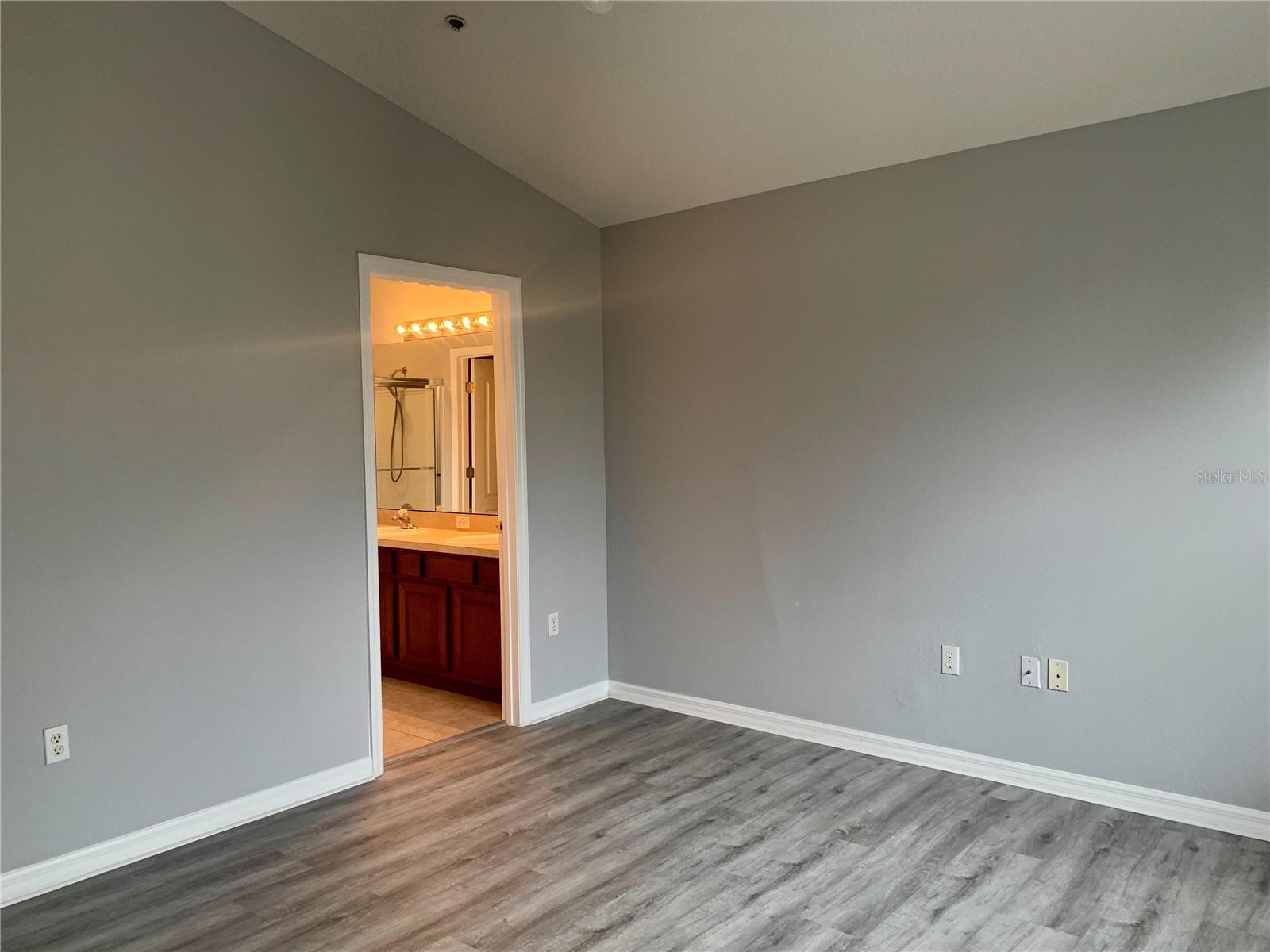 Image 8 of 16 For 7131 Harmony Square Drive S 3