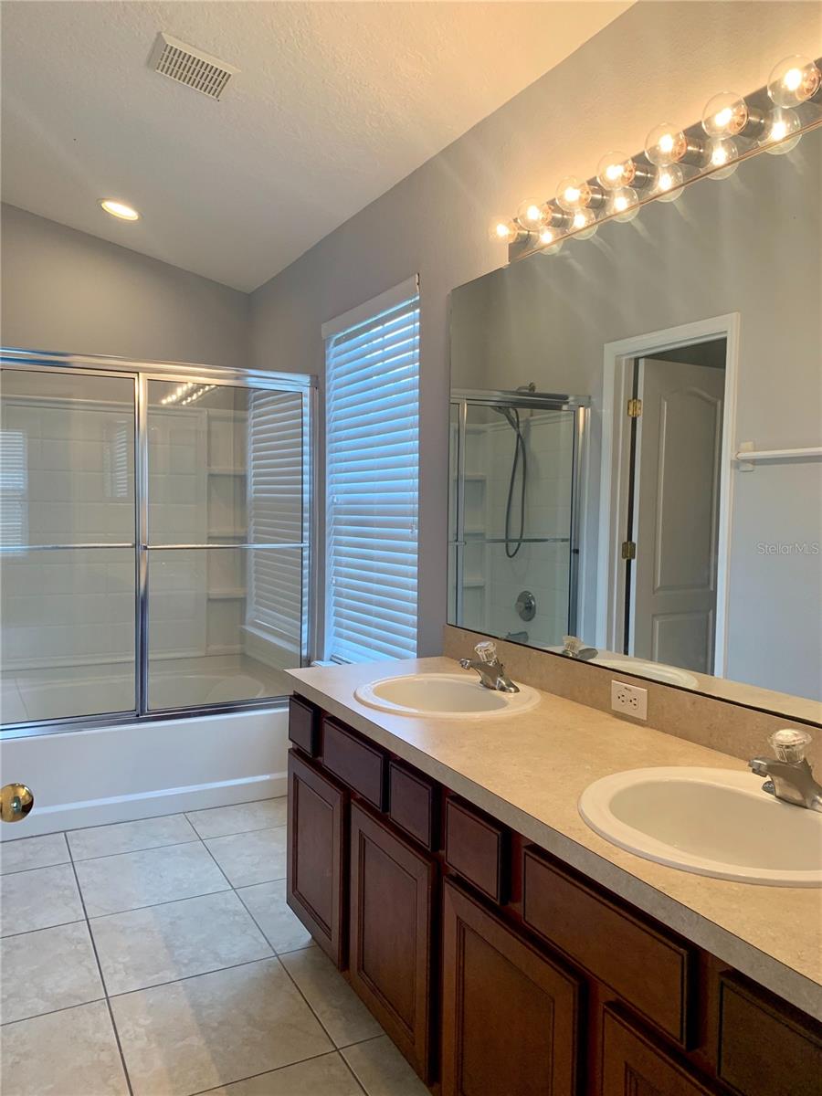Image 9 of 16 For 7131 Harmony Square Drive S 3