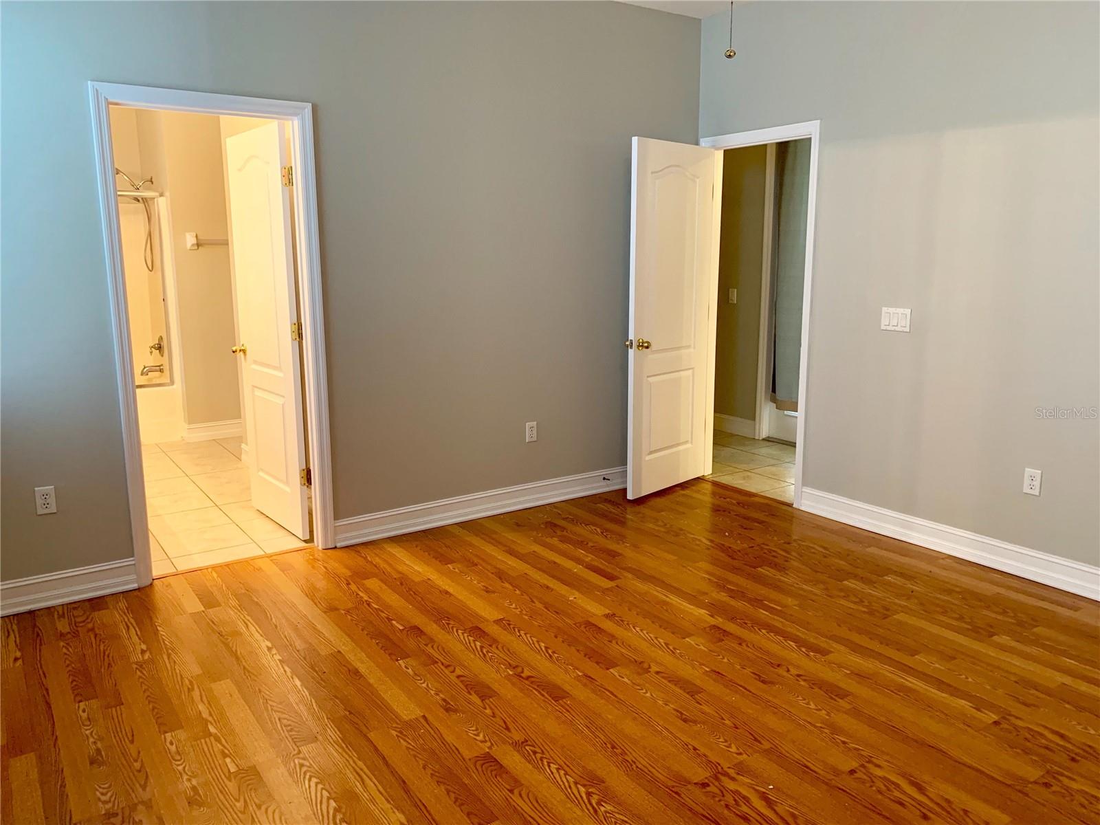 Image 12 of 13 For 6935 Beargrass Road