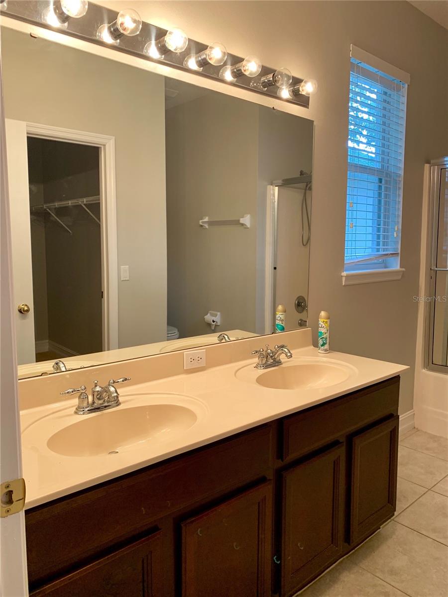Image 13 of 13 For 6935 Beargrass Road