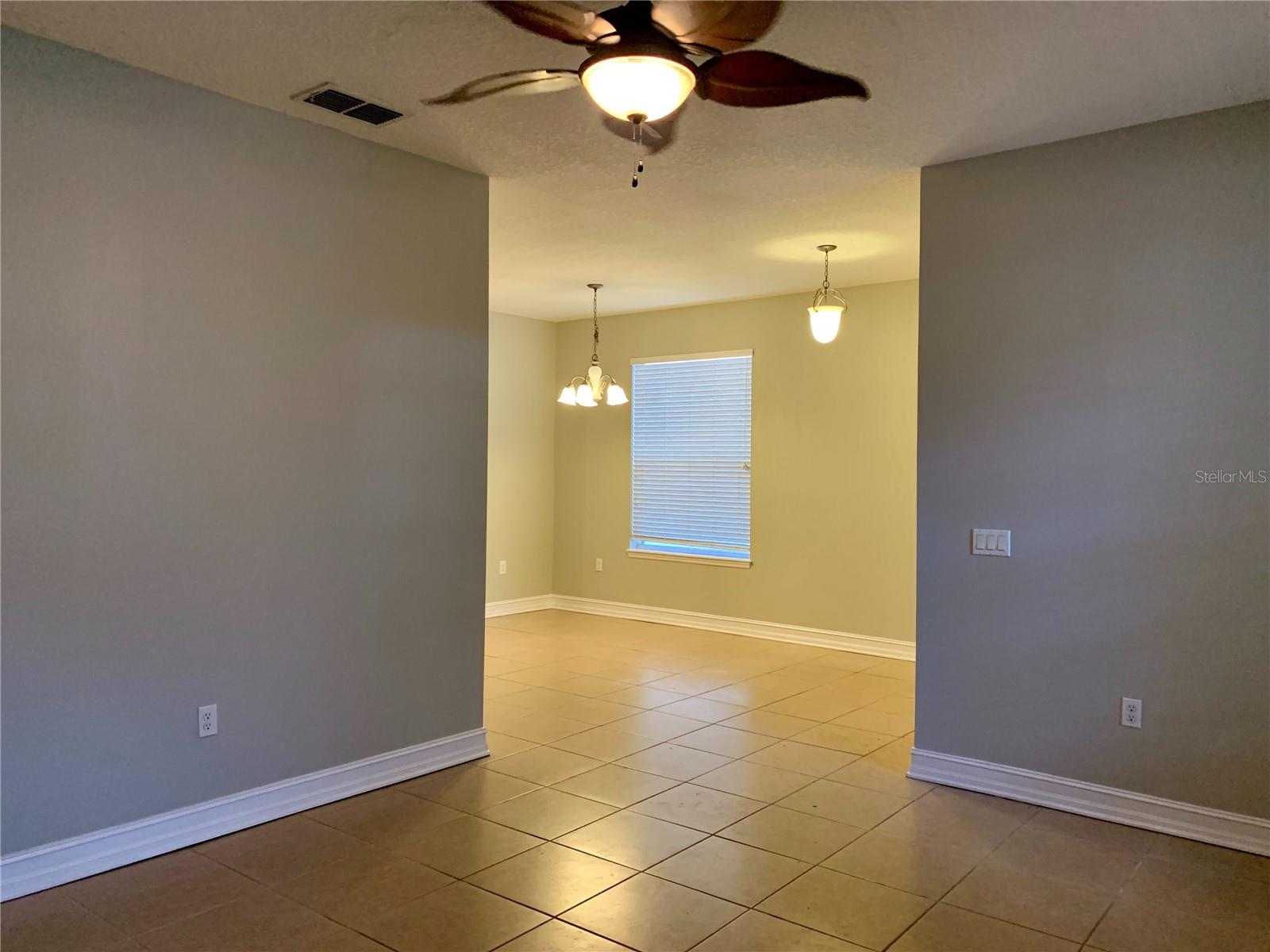 Image 3 of 13 For 6935 Beargrass Road